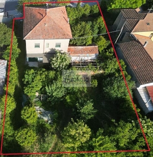 zoom immagine (Casa singola 280 mq, soggiorno, 5 camere, zona Castiglione di Ravenna)