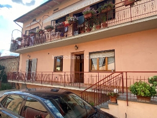 zoom immagine (Appartamento 140 mq, soggiorno, 3 camere, zona Castiglione del Lago)