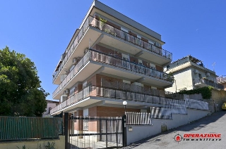 zoom immagine (Appartamento 65 mq, soggiorno, 1 camera, zona Monte Spaccato)