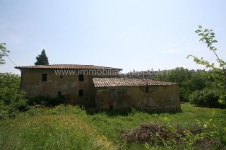 zoom immagine (Rustico 840 mq, zona Torrita di Siena)