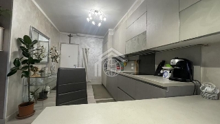 zoom immagine (Appartamento 75 mq, soggiorno, 2 camere, zona Rivoltella del Garda)