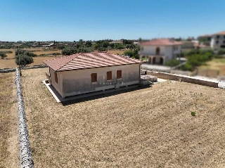 zoom immagine (Villa 370 mq, soggiorno, 3 camere, zona Modica)
