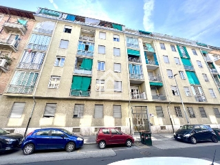 zoom immagine (Appartamento 80 mq, 2 camere, zona Nizza Millefonti)