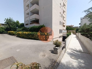 zoom immagine (Appartamento 100 mq, soggiorno, 2 camere, zona San Benedetto)
