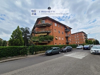 zoom immagine (Appartamento 127 mq, soggiorno, 3 camere, zona Borgo Nuovo)