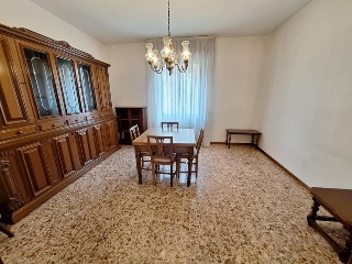 zoom immagine (Appartamento 110 mq, soggiorno, 2 camere, zona Sant' Agnese)