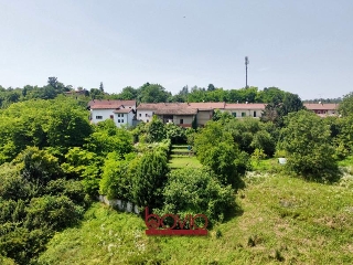 zoom immagine (Casa a schiera 315 mq, soggiorno, più di 3 camere, zona Villamiroglio)