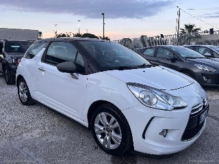 zoom immagine (DS AUTOMOBILES DS 3 1.4 VTi 95 GPL airdream Just Black)